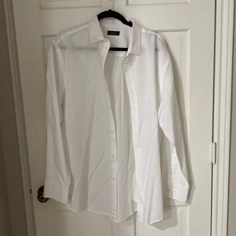 Large White Alfani Long sleeve button down shirt